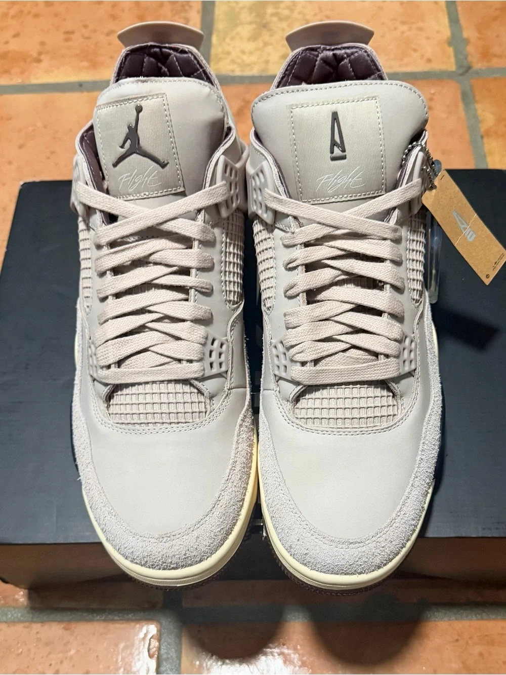 Nike Air Jordan 4 Retro OG SP x A Ma Maniére “Fossil Stone” NEWWW